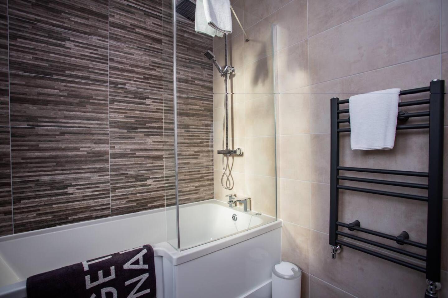 West Beck House - Newcastle 4 Hotel นอร์ทชีลด์ส ภายนอก รูปภาพ