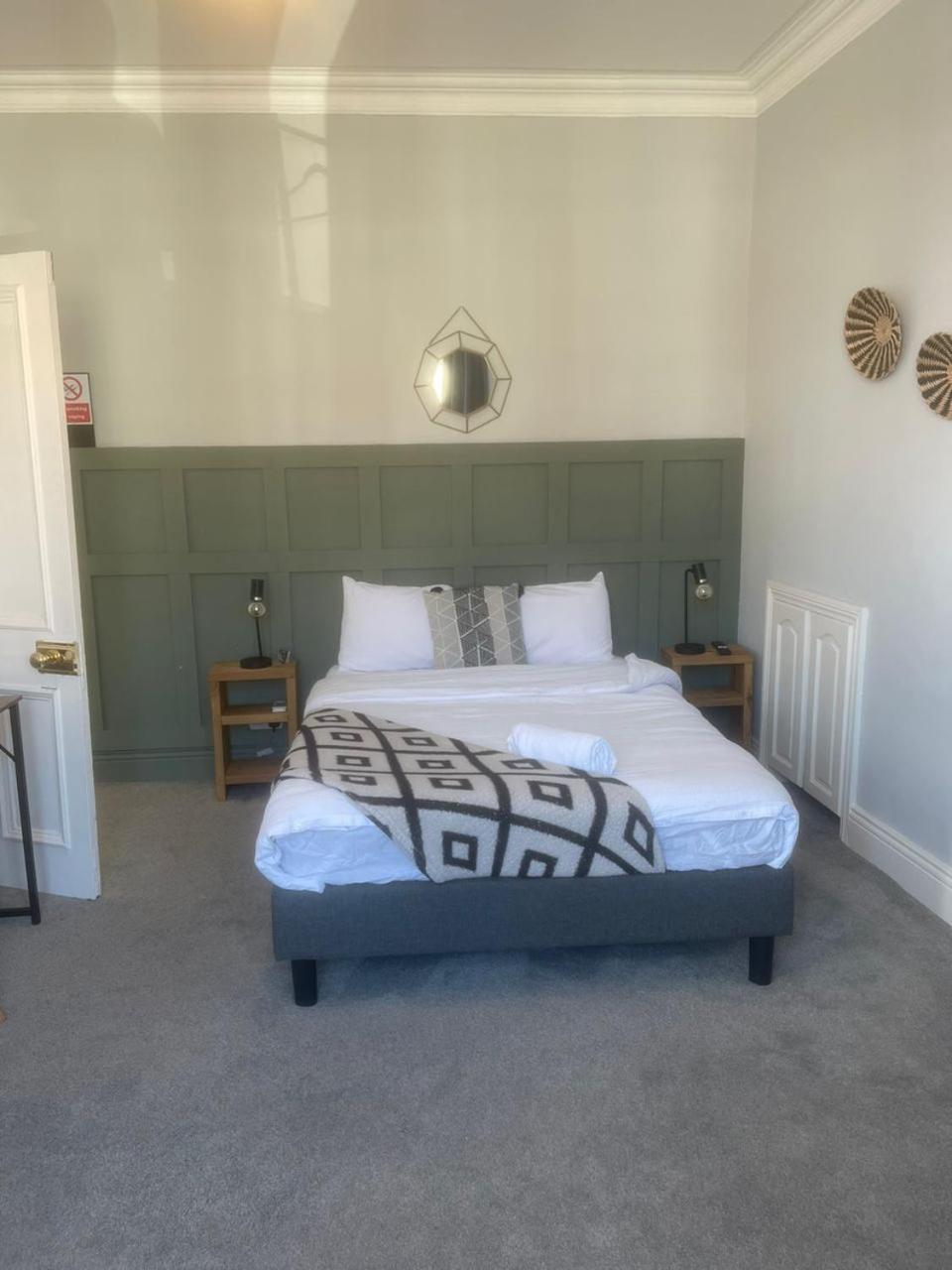 West Beck House - Newcastle 4 Hotel นอร์ทชีลด์ส ภายนอก รูปภาพ